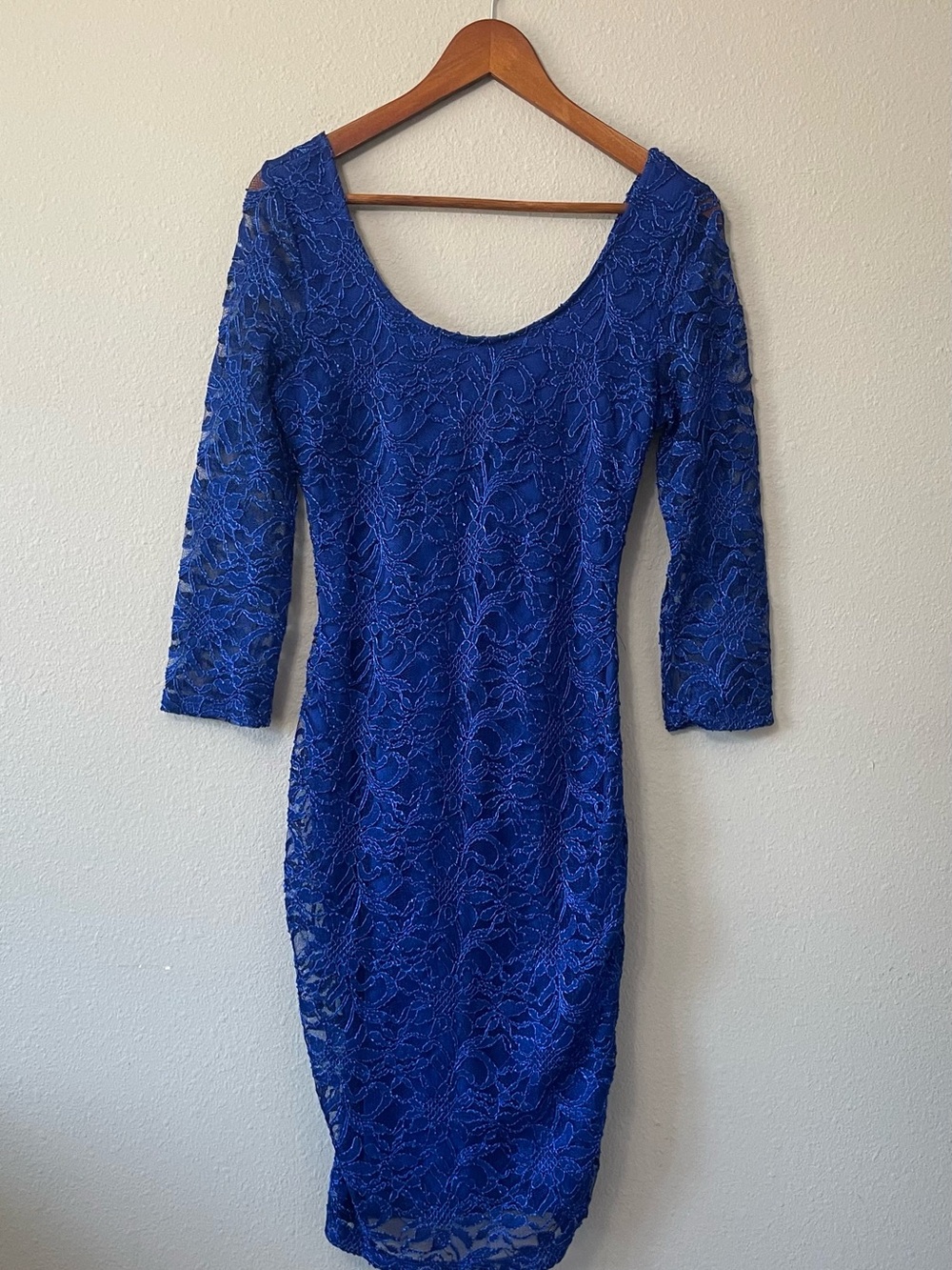 Bailey Girl Royal Blue Lace Bodycon Cocktail Dress Size M - Picture 2 of 4